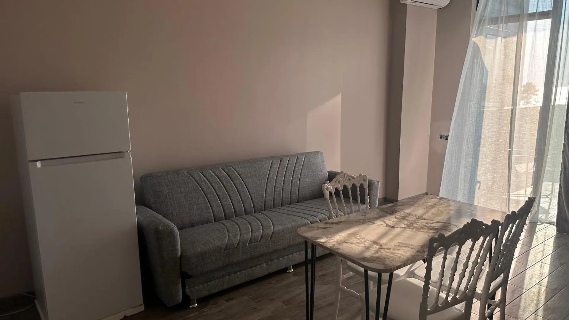 Comple Del Mar Apartment Batumi