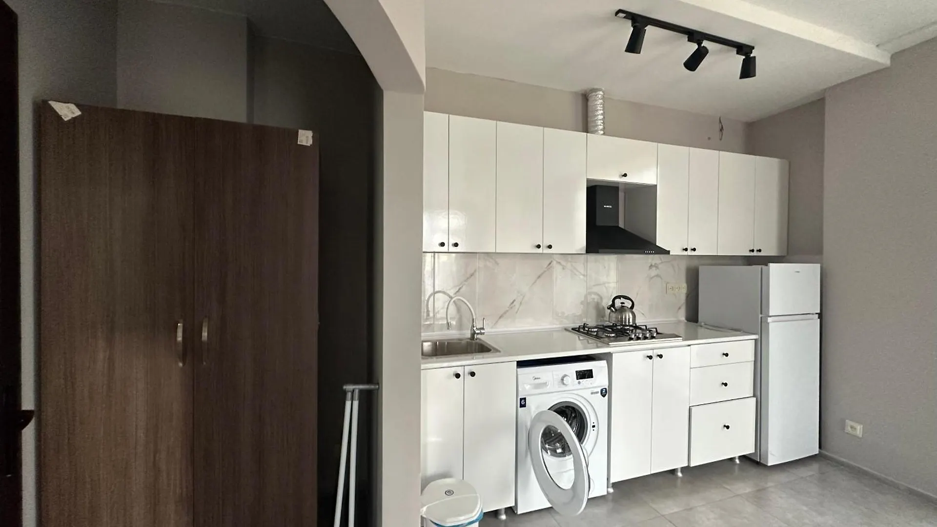 Comple Del Mar Apartment Batumi